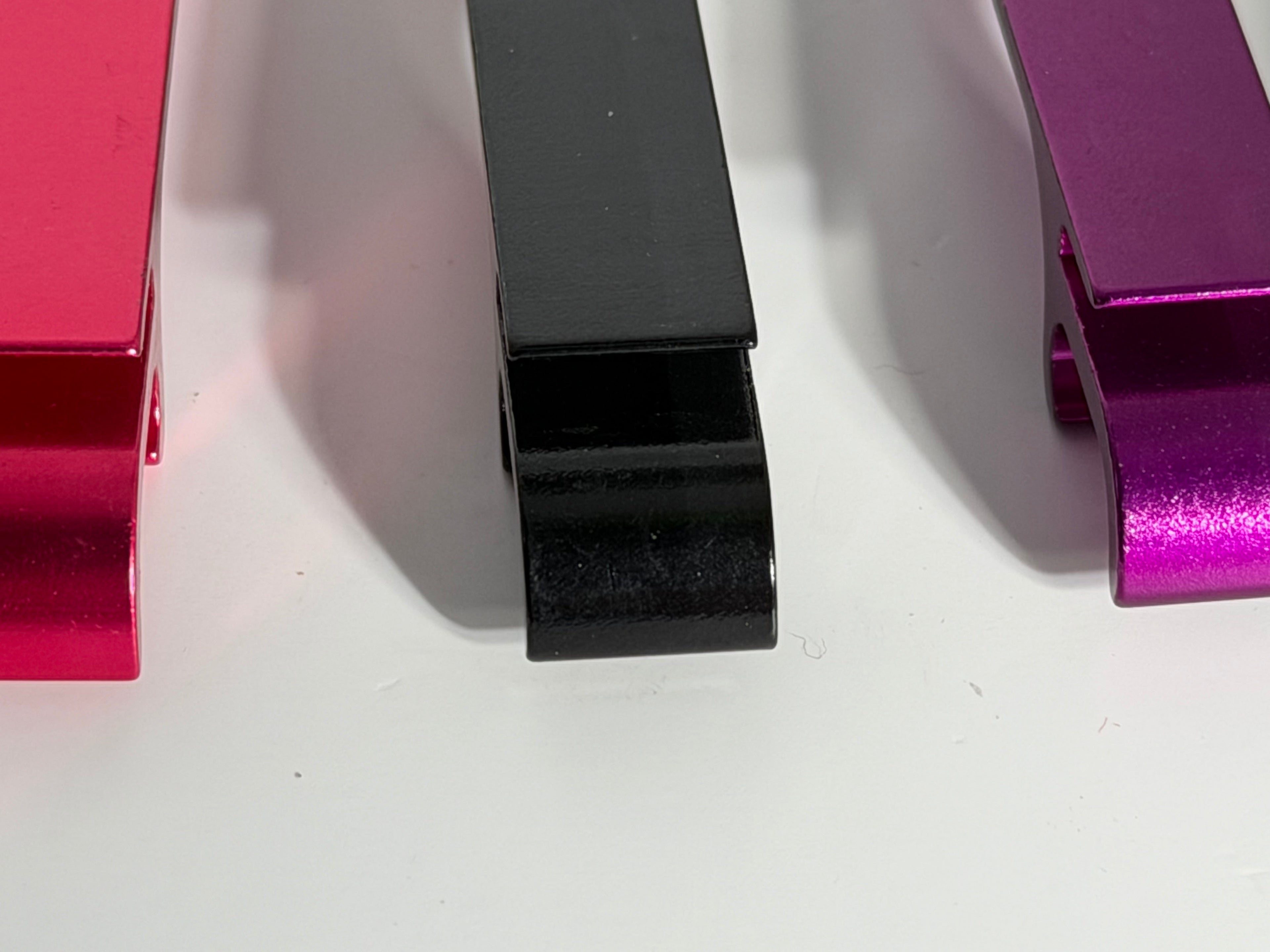 "Mein täglicher Helfer" Personalisiertes Logo Gravur Öffner mit Schlüsselanhänger